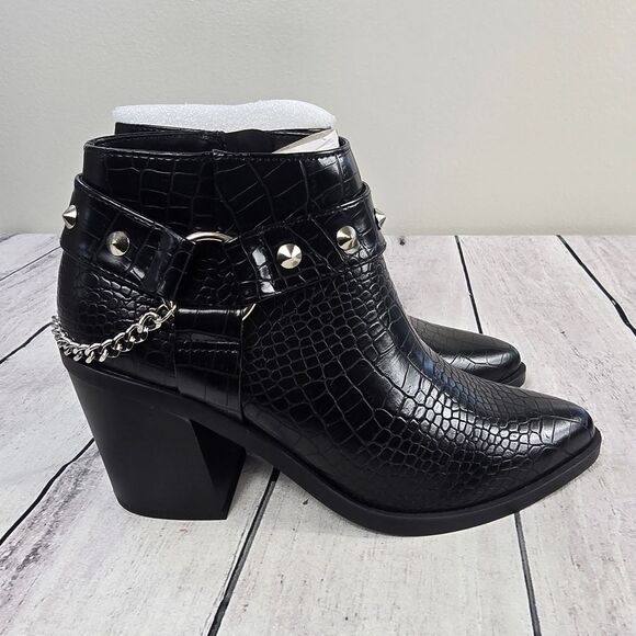 Soda Black Croc-Embossed Ankle Boots with Chain - Picture 1 of 8